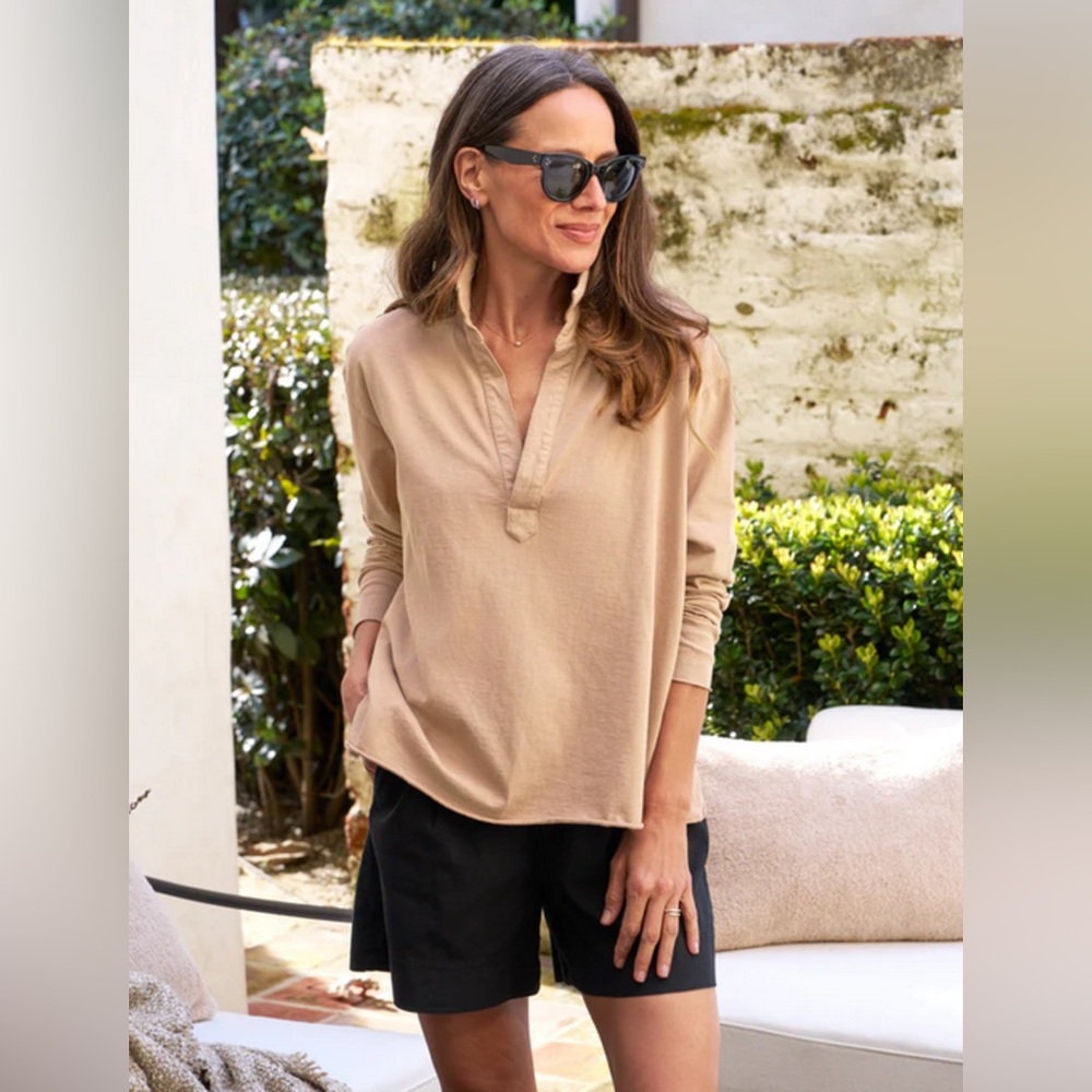 Frank & Eileen Patrick Popover Henley in Camel - Size S